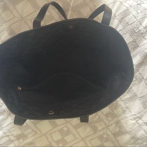 Black Michael Kors large tote bag. Gold accents.